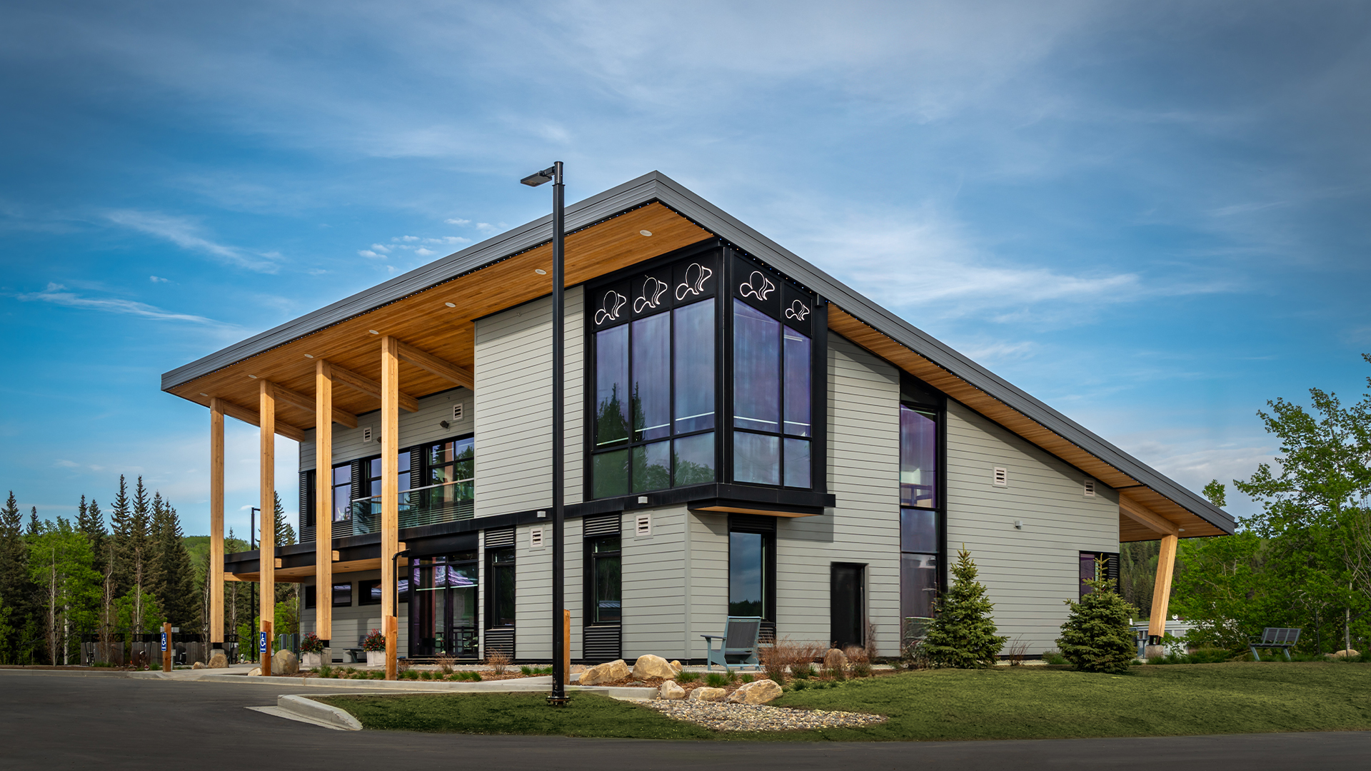 Tsáá ché ne Dane Cultural and Education Centre